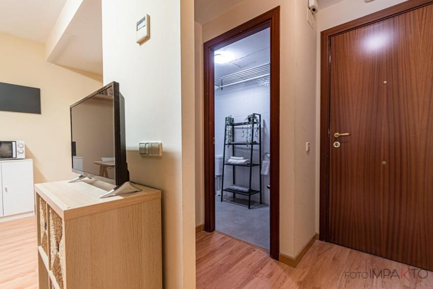 #10Oca7 - Apartamento En Vista Alegre Madrid Esterno foto