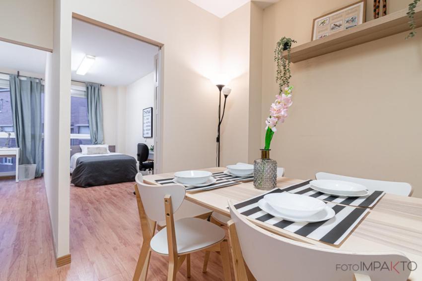 #10Oca7 - Apartamento En Vista Alegre Madrid Esterno foto